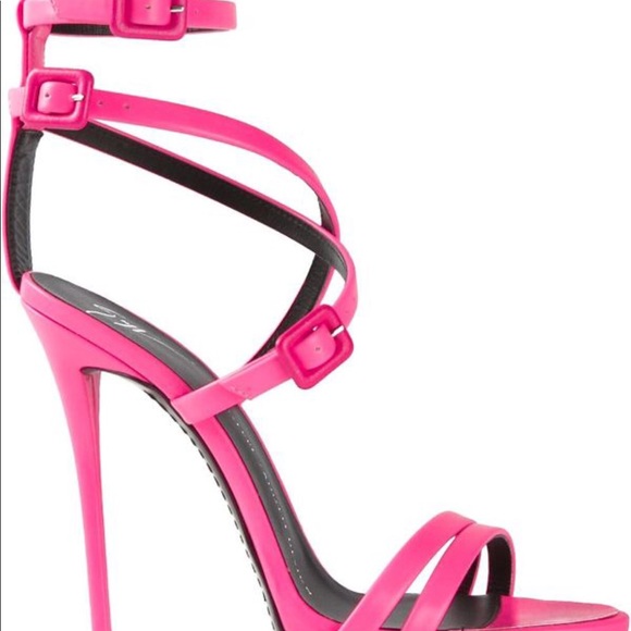 giuseppe pink heels